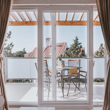 Poolside Hideout Apartments Novalja Exterior photo